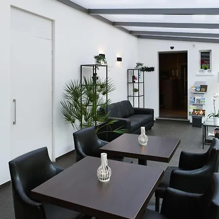 Alpha Hotel&aparthotel 3*